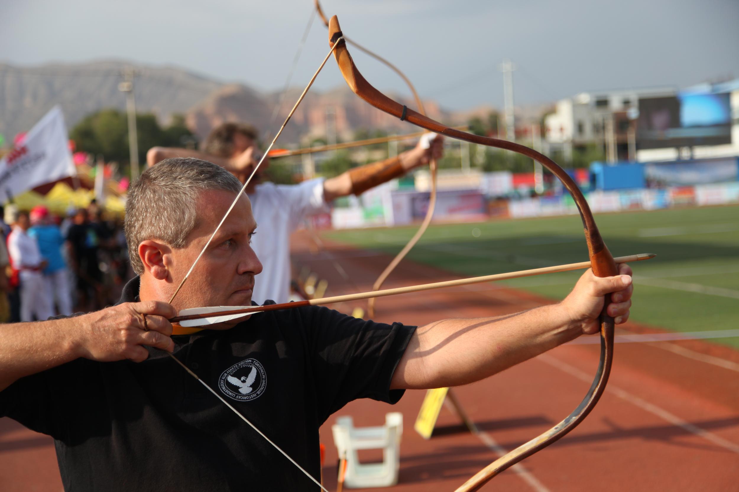 神舟二十一号船箭组合体转运微记录